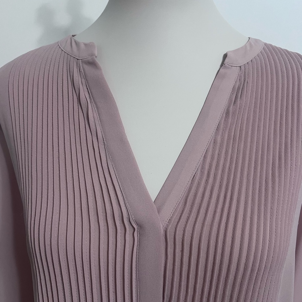 H&M Blouse #048 - Picture 2 of 4
